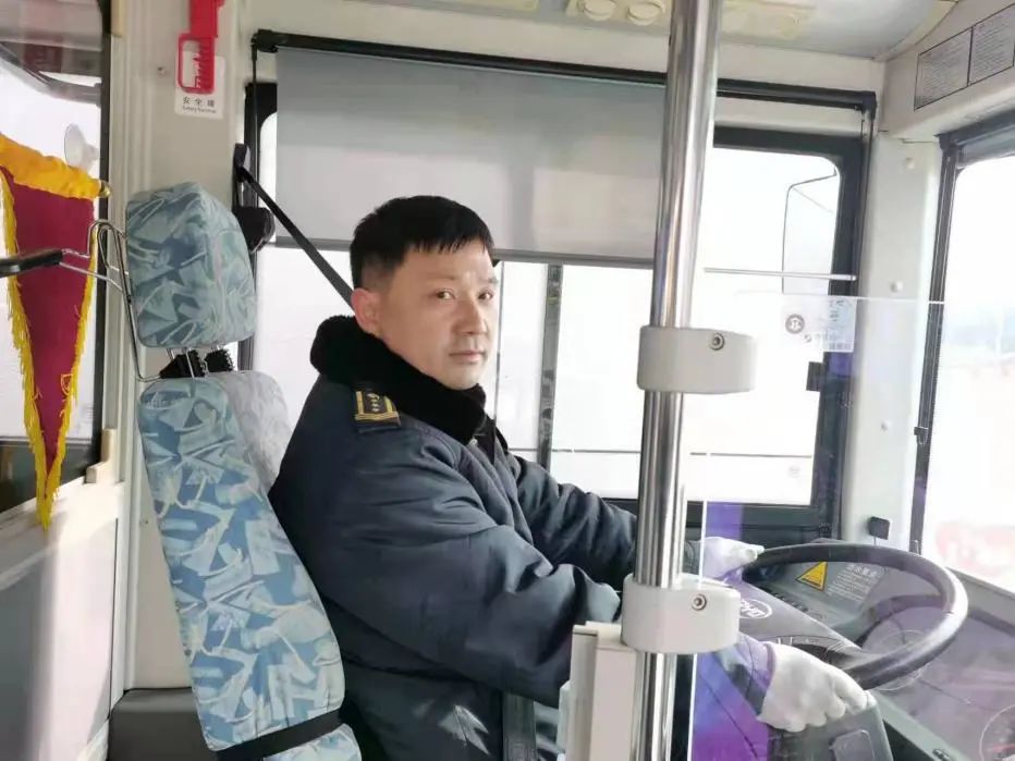 陈立国.jpg 陈立国.jpg