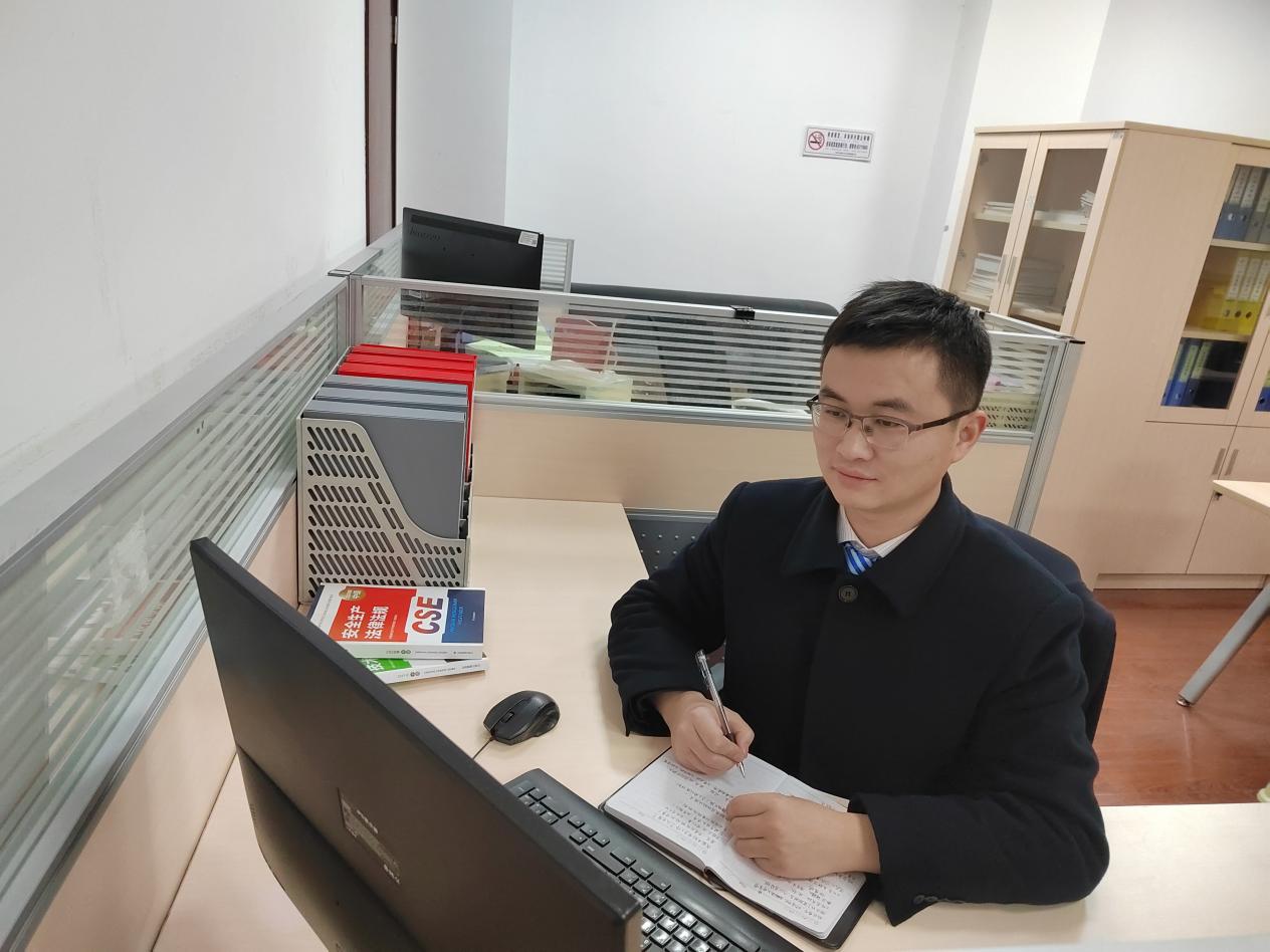 图片4.jpg 图片4.jpg