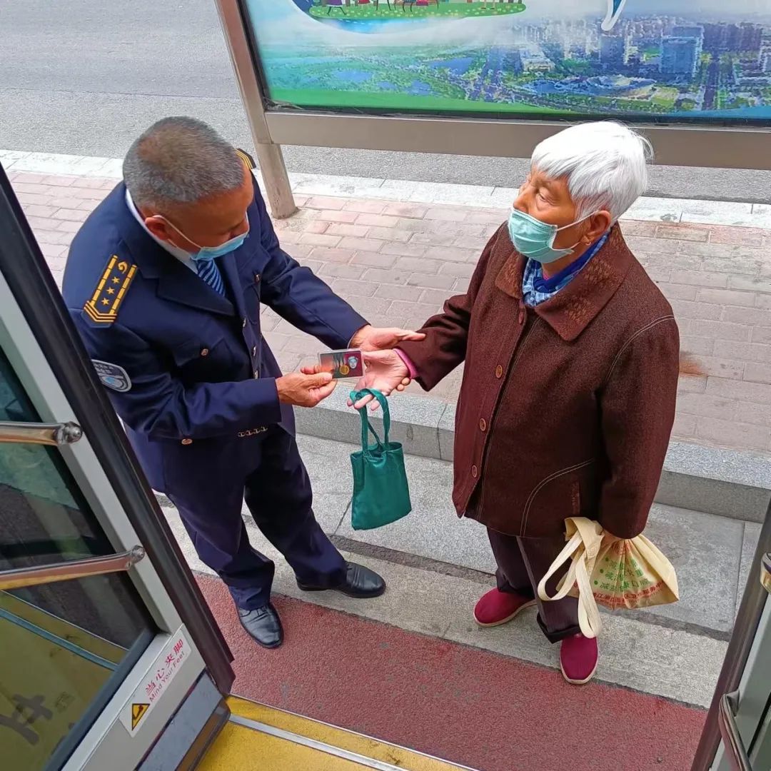 微信图片_20220512095149.jpg 微信图片_20220512095149.jpg