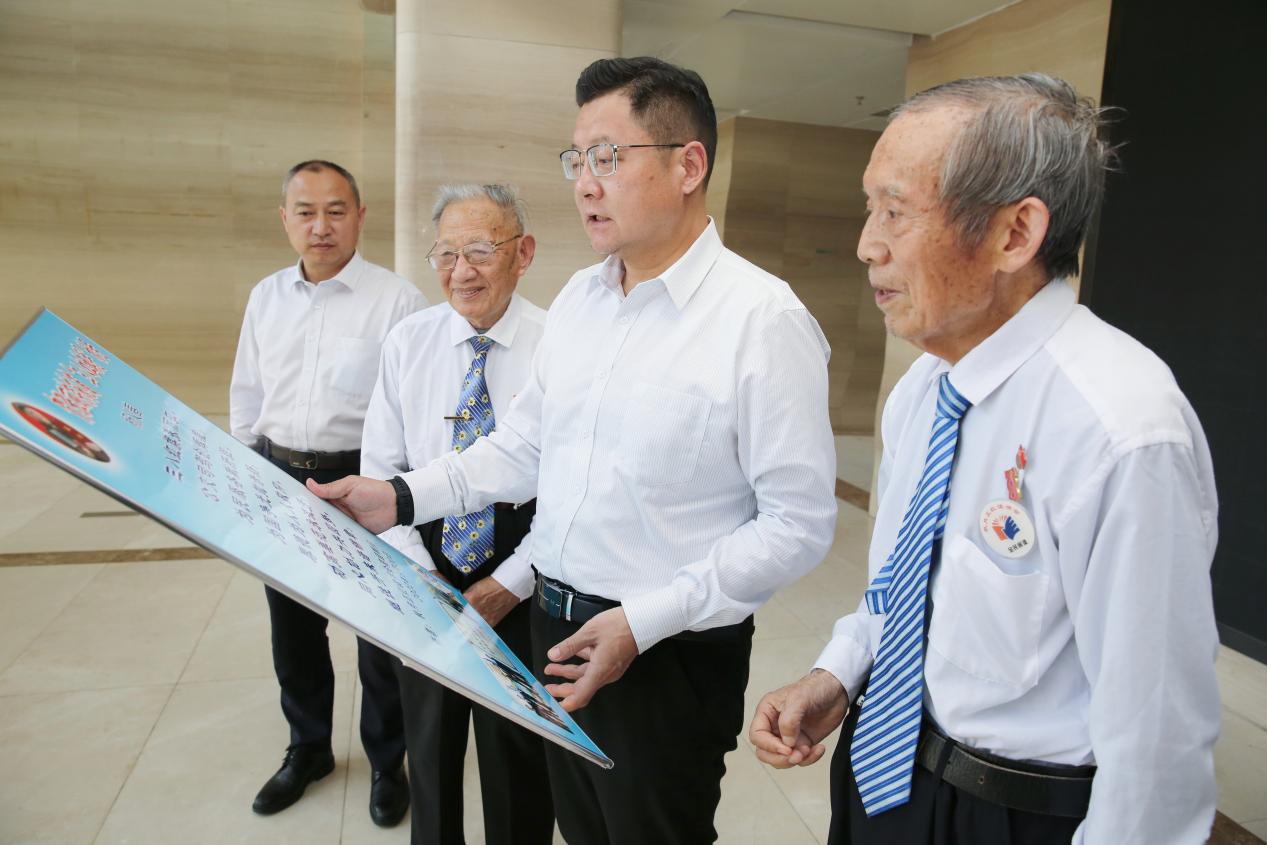 图片3.jpg 图片3.jpg