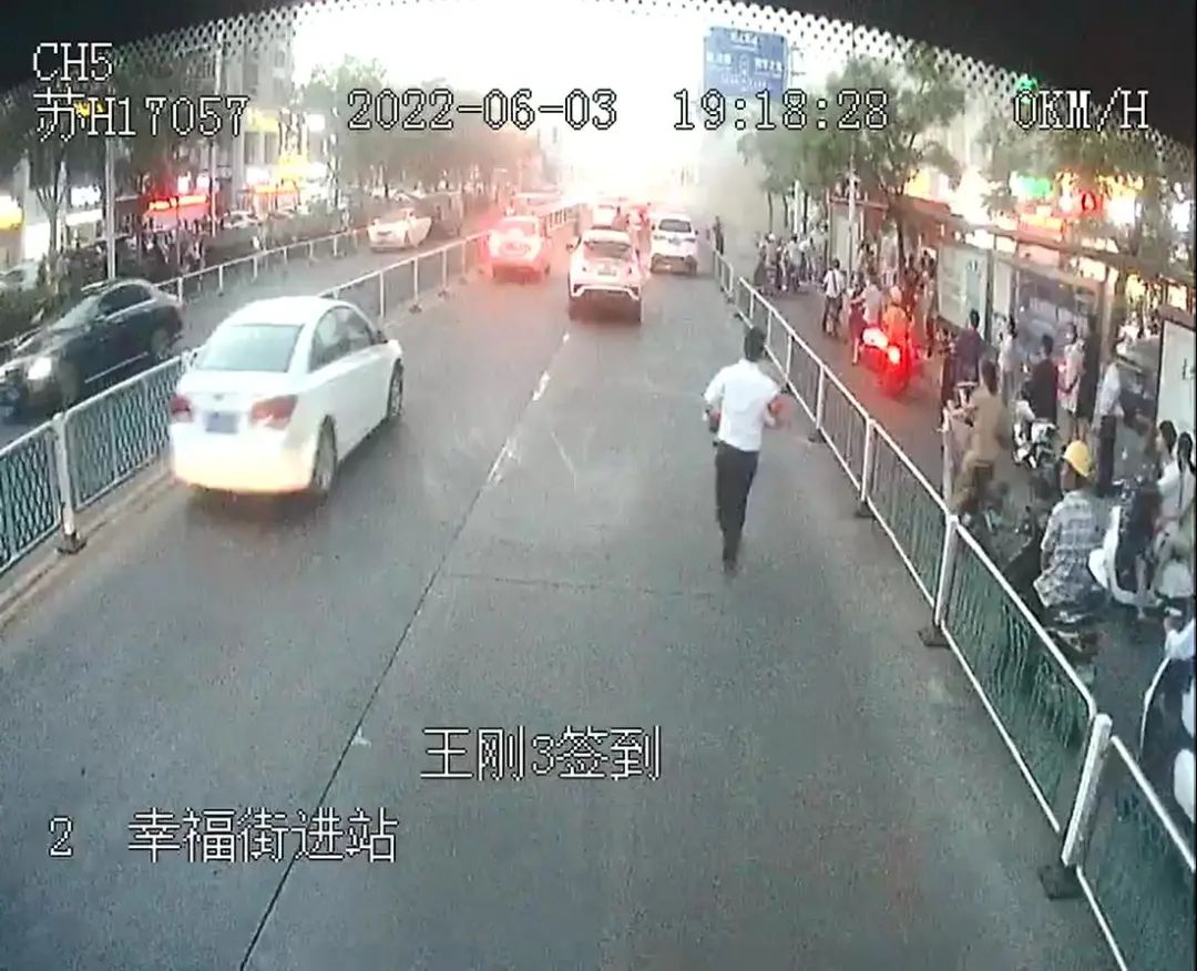 微信图片_20220608105657.jpg 微信图片_20220608105657.jpg