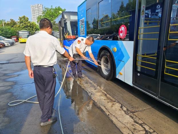 图片31.jpg 图片31.jpg