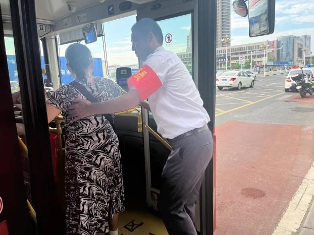 图片43.jpg 图片43.jpg