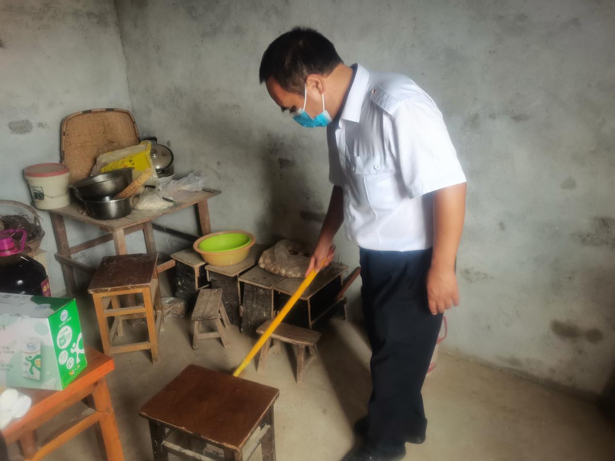 图片3.jpg 图片3.jpg