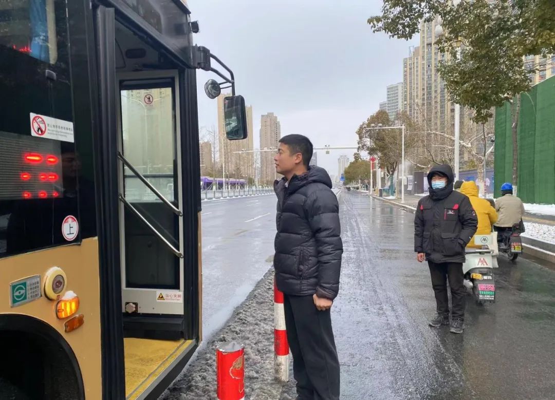 图片42.jpg 图片42.jpg