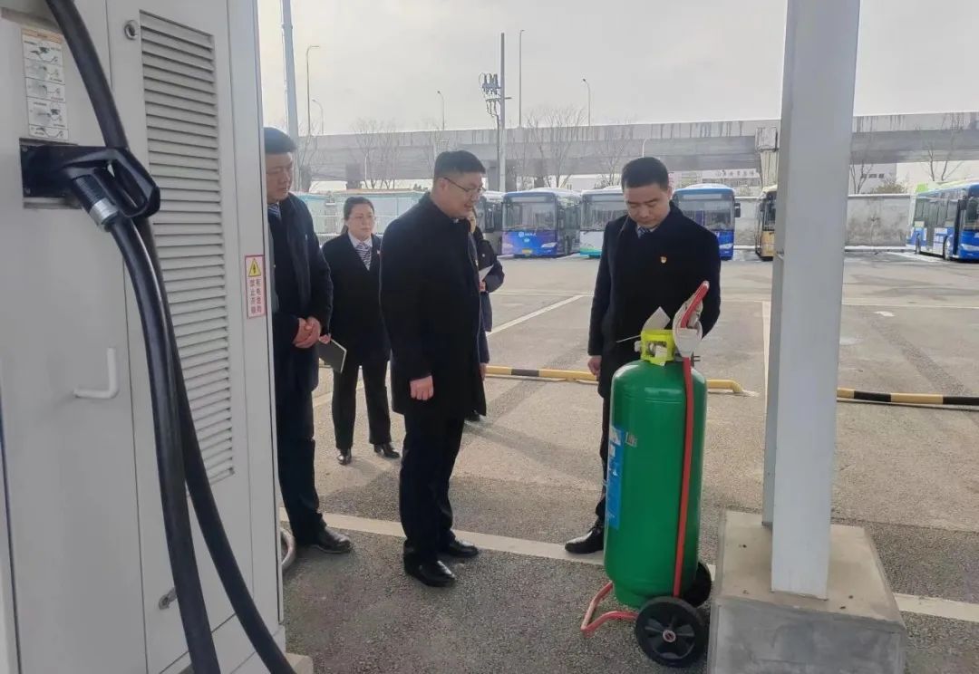 图片4.jpg 图片4.jpg