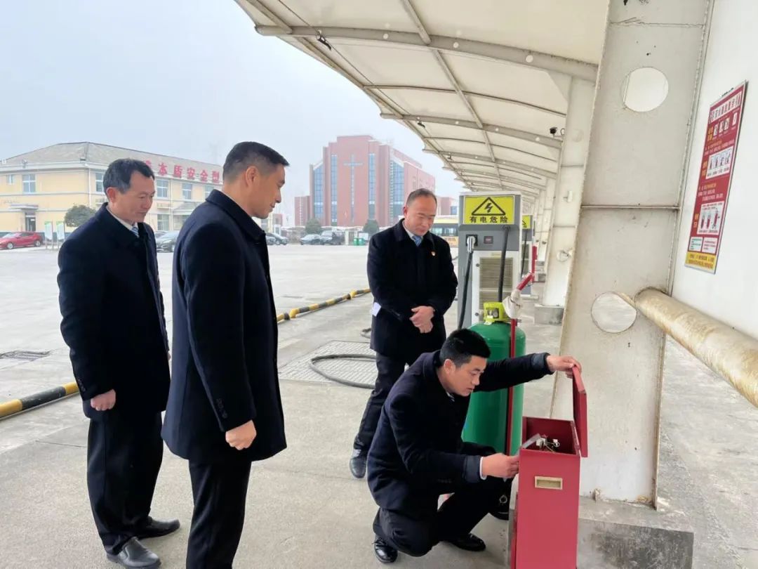 图片14.jpg 图片14.jpg