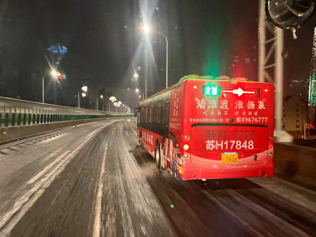 图片23.jpg 图片23.jpg