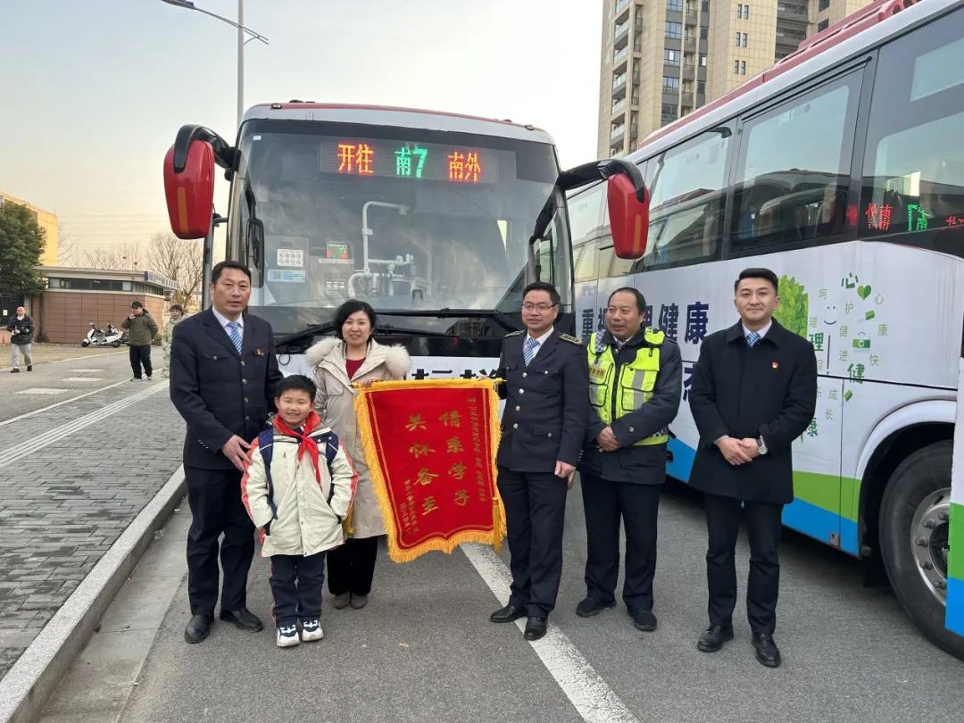 图片14.jpg 图片14.jpg