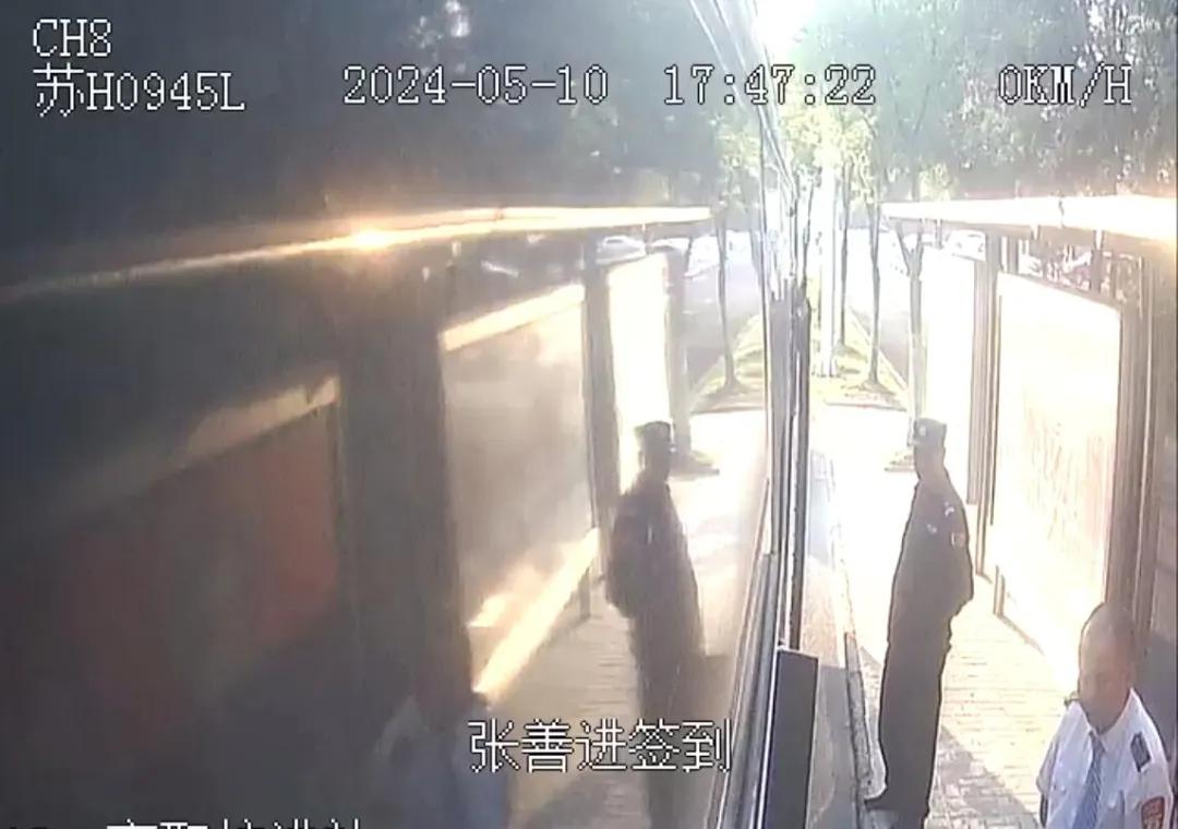 图片2.jpg 图片2.jpg