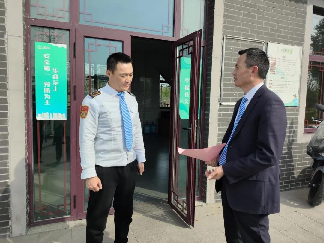 图片8.jpg 图片8.jpg