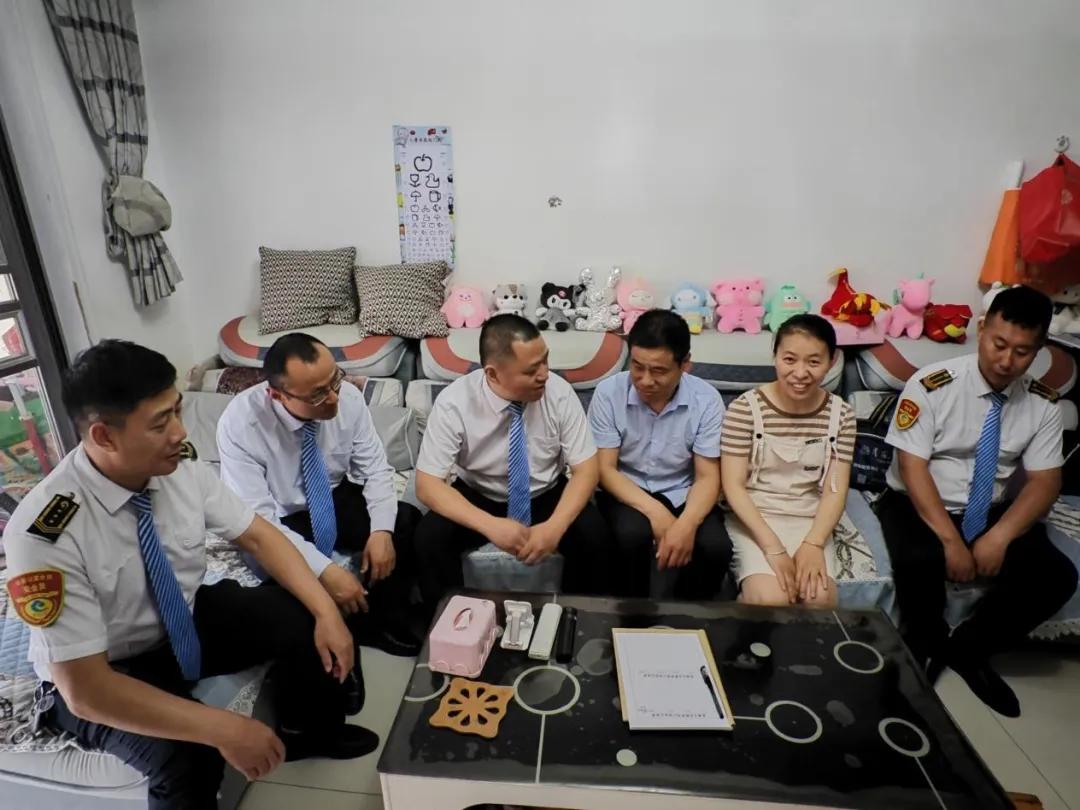 图片8.jpg 图片8.jpg