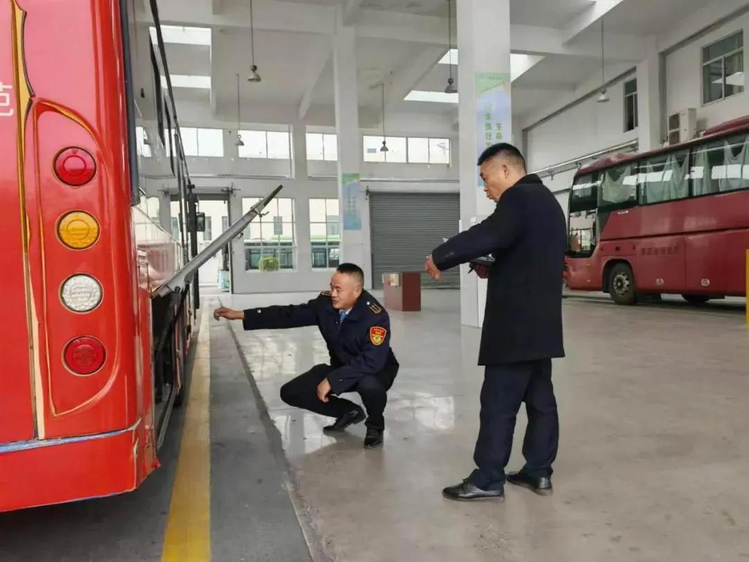 图片11.jpg 图片11.jpg