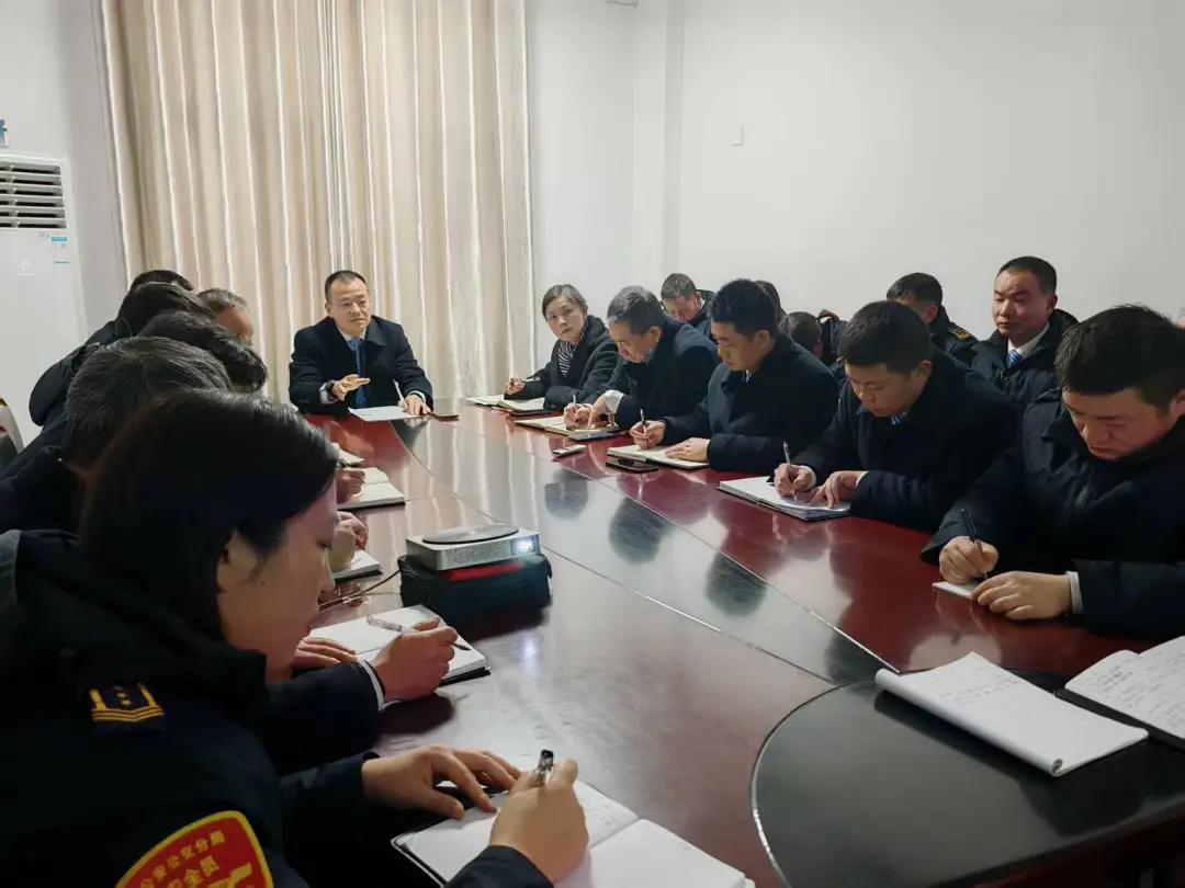 图片22.jpg 图片22.jpg